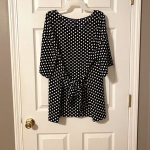 EUC Navy With White Polka Dot Blouse With Tie